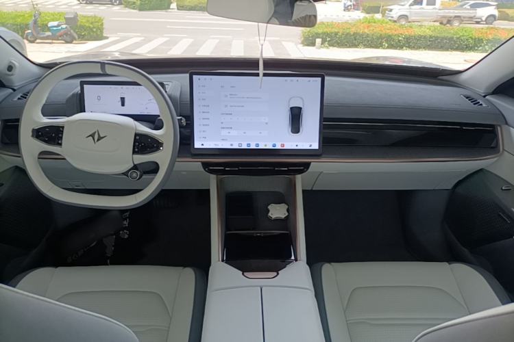 Used Dongfeng eπ eπ007 2024 Pure Electric 540 All-Wheel Drive Max Edition Center Console
