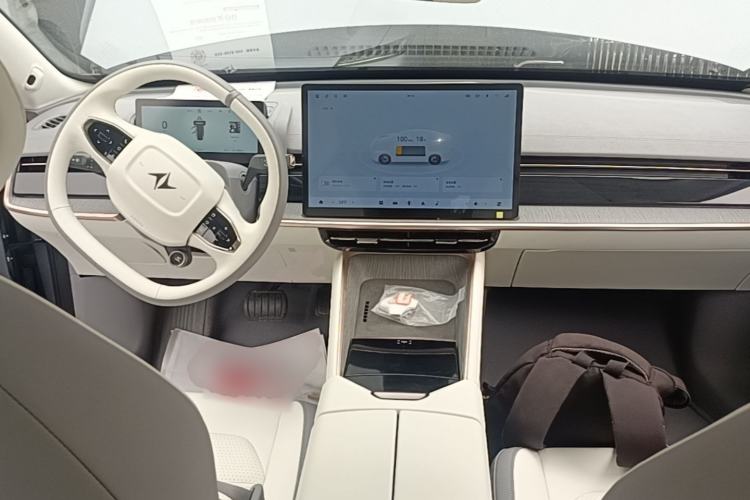 Used Dongfeng eπ eπ007 2024 Pure Electric 540 All-Wheel Drive Max Edition Center Console