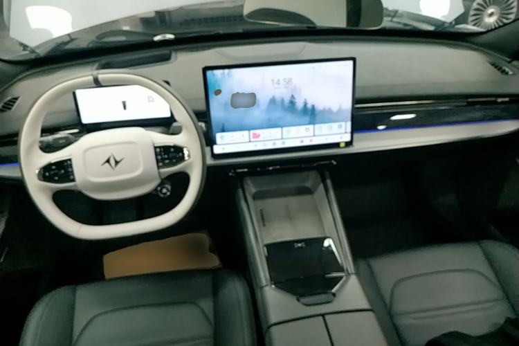 Used Dongfeng eπ eπ007 2024 620 Pro Version Center Console