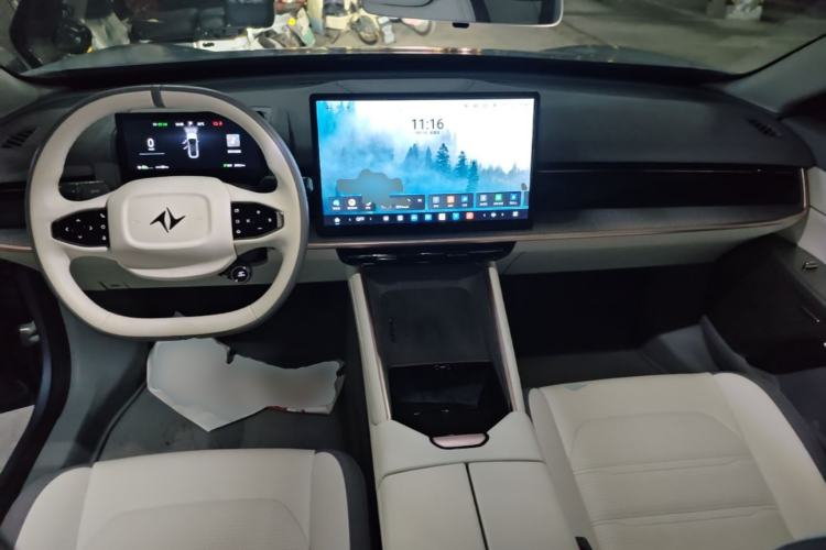 Used Dongfeng eπ eπ007 2024 Pure Electric 540 All-Wheel Drive Max Edition Center Console