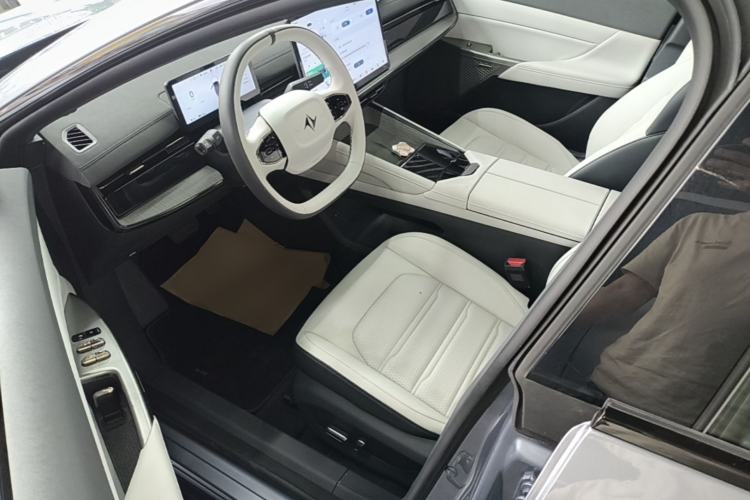 Used Dongfeng eπ eπ007 2024 530 Pro Version Driver Seat