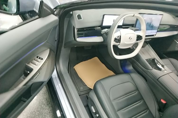 Used Dongfeng eπ eπ007 2024 620 Pro Version Driver Seat