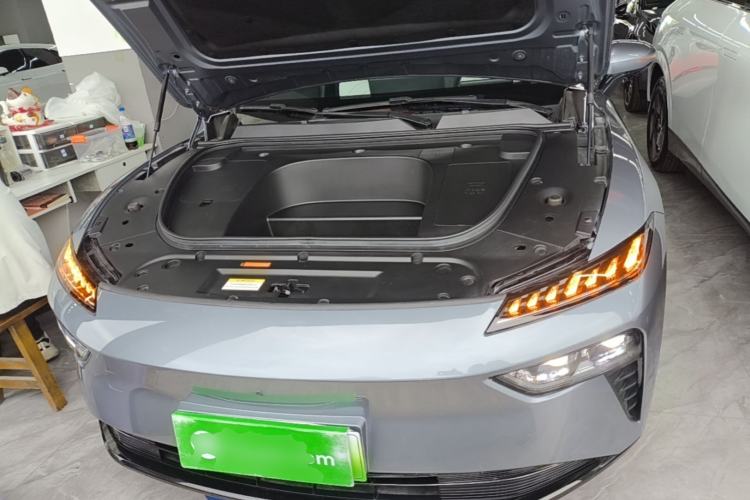 Used Dongfeng eπ eπ007 2024 530 Pro Version Engine Bay
