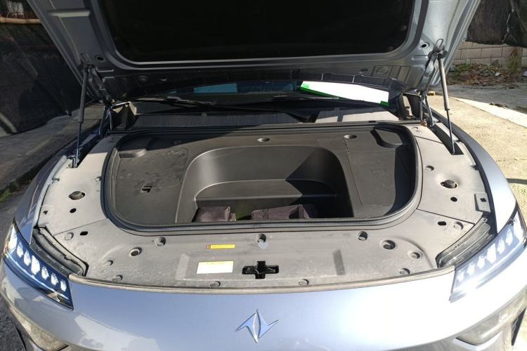 Used Dongfeng eπ eπ007 2024 530 Pro Version Engine Bay