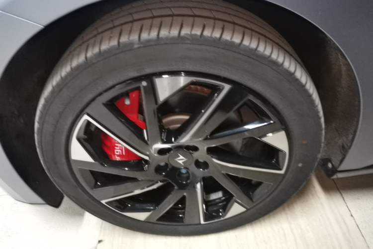 Used Dongfeng eπ eπ007 2024 Pure Electric 540 All-Wheel Drive Max Edition Exterior 4