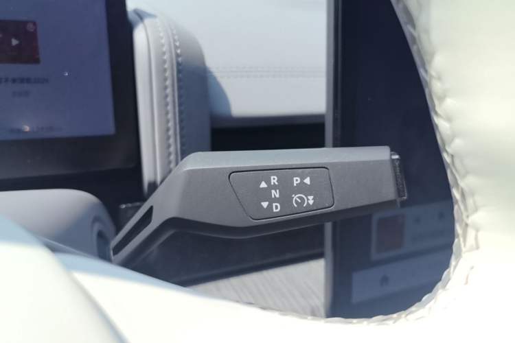 Used Dongfeng eπ eπ007 2024 Pure Electric 540 All-Wheel Drive Max Edition Gear Lever