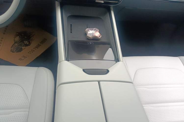 Used Dongfeng eπ eπ007 2024 530 Pro Version Gear Lever