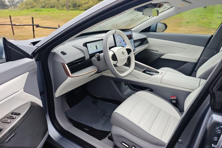 Used Dongfeng eπ eπ007 2024 Pure Electric 540 All-Wheel Drive Max Edition Interior 2