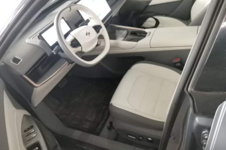 Used Dongfeng eπ eπ007 2024 Pure Electric 540 All-Wheel Drive Max Edition Left Front Seat