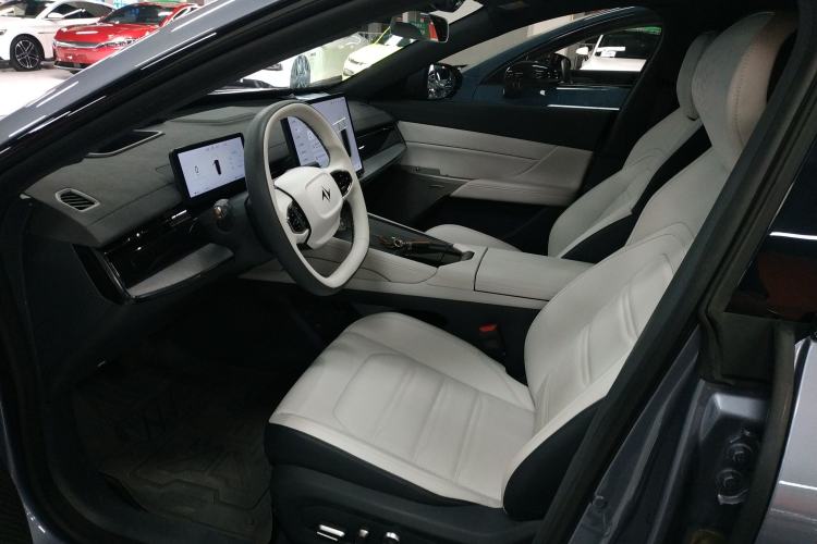 Used Dongfeng eπ eπ007 2024 620 Pro Version Left Front Seat