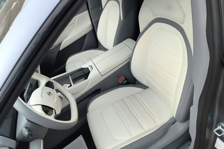 Used Dongfeng eπ eπ007 2024 Pure Electric 540 All-Wheel Drive Max Edition Left Front Seat