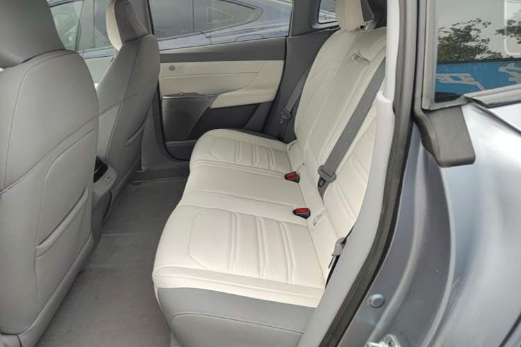 Used Dongfeng eπ eπ007 2024 Pure Electric 540 All-Wheel Drive Max Edition Left Rear Seat