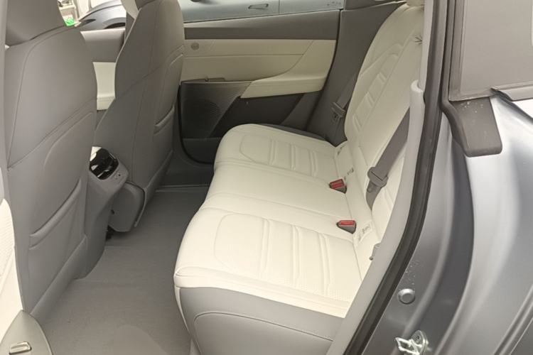 Used Dongfeng eπ eπ007 2024 Pure Electric 540 All-Wheel Drive Max Edition Left Rear Seat