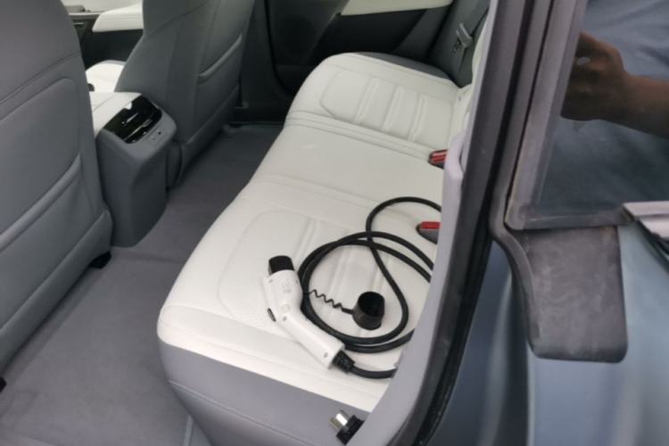 Used Dongfeng eπ eπ007 2024 Pure Electric 540 All-Wheel Drive Max Edition Left Rear Seat