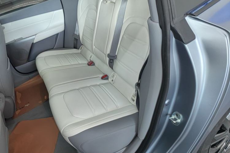 Used Dongfeng eπ eπ007 2024 Pure Electric 540 All-Wheel Drive Max Edition Left Rear Seat