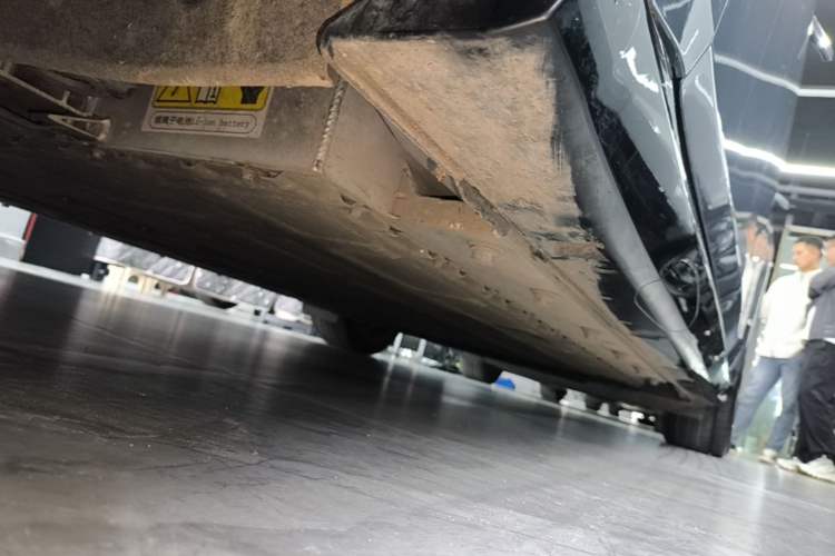 Used Dongfeng eπ eπ007 2024 530 Pro Version Left Side Sill