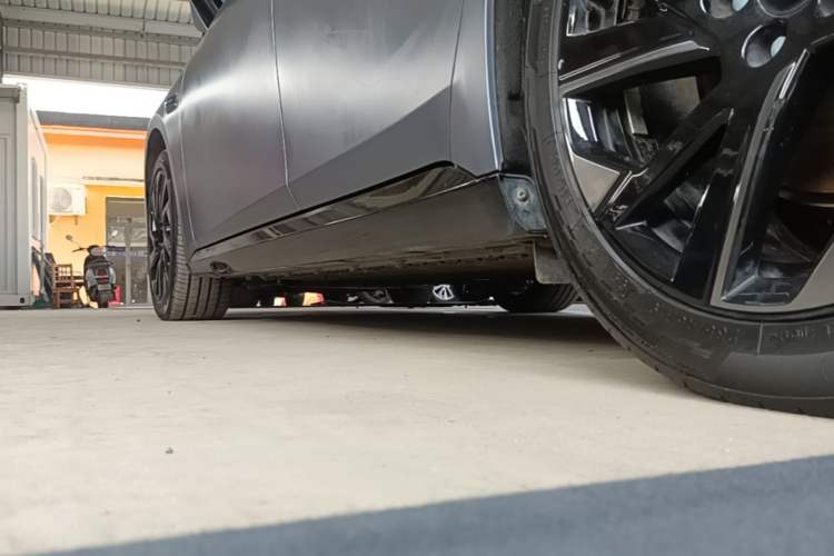 Used Dongfeng eπ eπ007 2024 Pure Electric 540 All-Wheel Drive Max Edition Left Side Sill