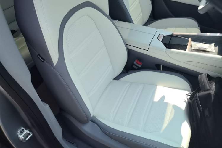 Used Dongfeng eπ eπ007 2024 Pure Electric 540 All-Wheel Drive Max Edition Right Front Seat