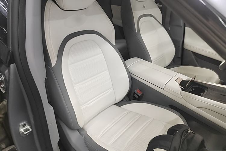 Used Dongfeng eπ eπ007 2024 Pure Electric 540 All-Wheel Drive Max Edition Right Front Seat