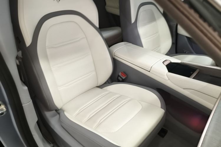 Used Dongfeng eπ eπ007 2024 Pure Electric 540 All-Wheel Drive Max Edition Right Front Seat