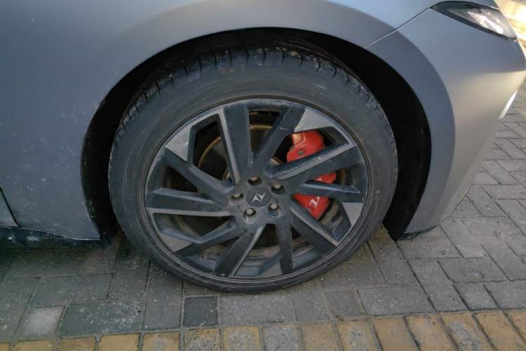 Used Dongfeng eπ eπ007 2024 530 Pro Version Right Front Wheel Hub