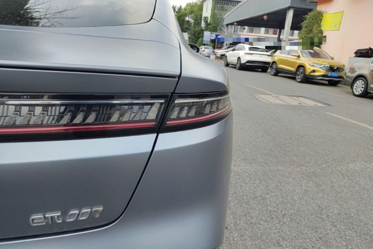 Used Dongfeng eπ eπ007 2024 Pure Electric 540 All-Wheel Drive Max Edition Right Rear Taillight