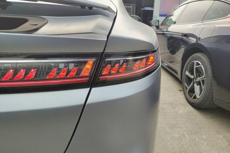 Used Dongfeng eπ eπ007 2024 Pure Electric 540 All-Wheel Drive Max Edition Right Rear Taillight