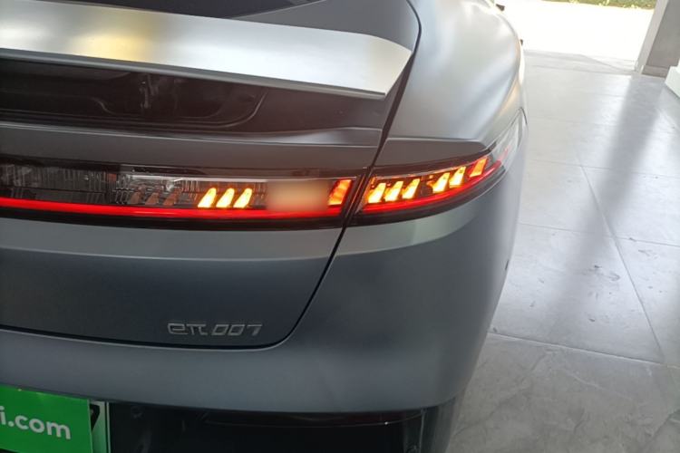 Used Dongfeng eπ eπ007 2024 Pure Electric 540 All-Wheel Drive Max Edition Right Rear Taillight