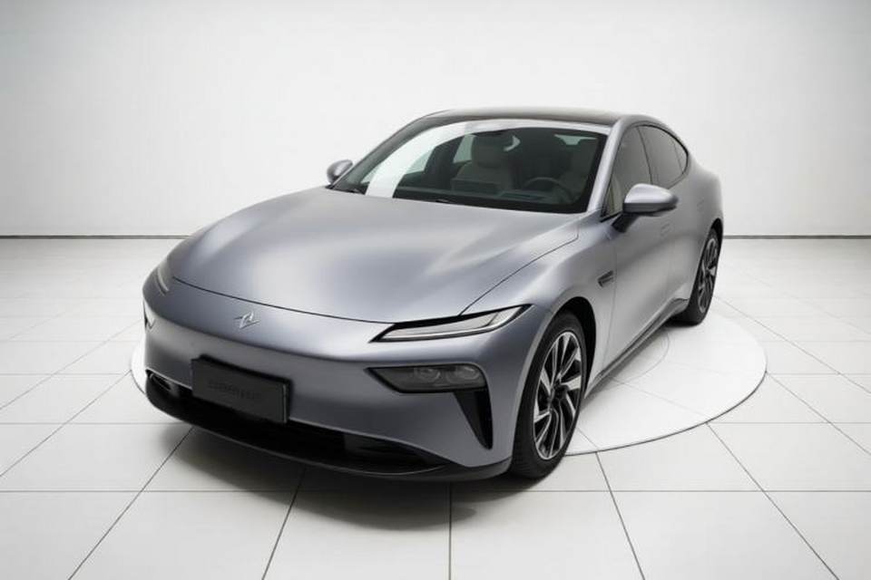Dongfeng eπ eπ007 2024