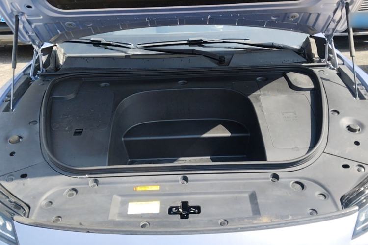 Used Dongfeng eπ eπ007 2024 530 Pro Version Engine Bay