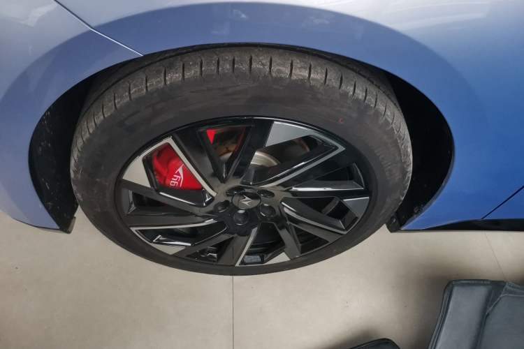 Used Dongfeng eπ eπ007 2024 530 Pro Version Exterior 4