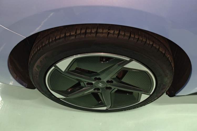 Used Dongfeng eπ eπ007 2024 All-Electric 530 RuYi Edition Exterior 5