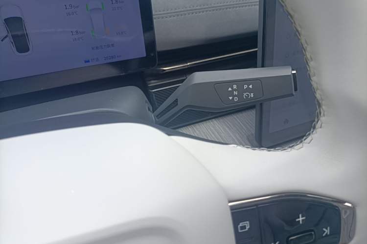 Used Dongfeng eπ eπ007 2024 530 Pro Version Gear Lever