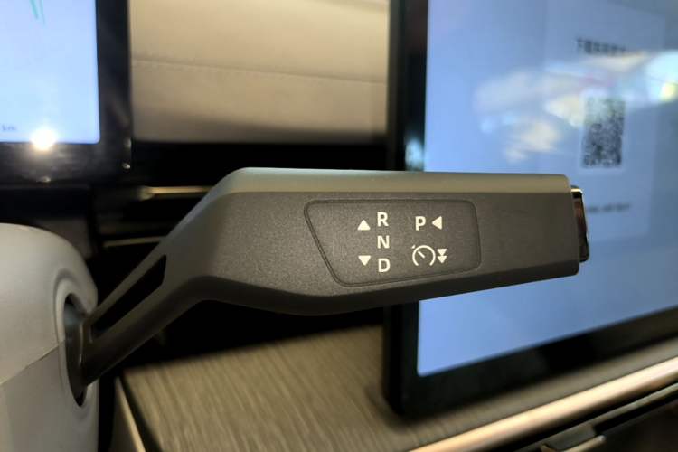 Used Dongfeng eπ eπ007 2024 620 Pro Version Gear Lever