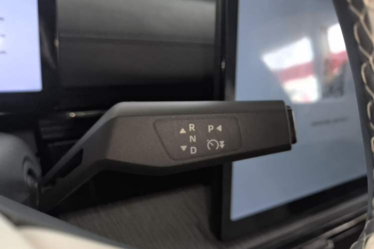 Used Dongfeng eπ eπ007 2024 530 Pro Version Gear Lever