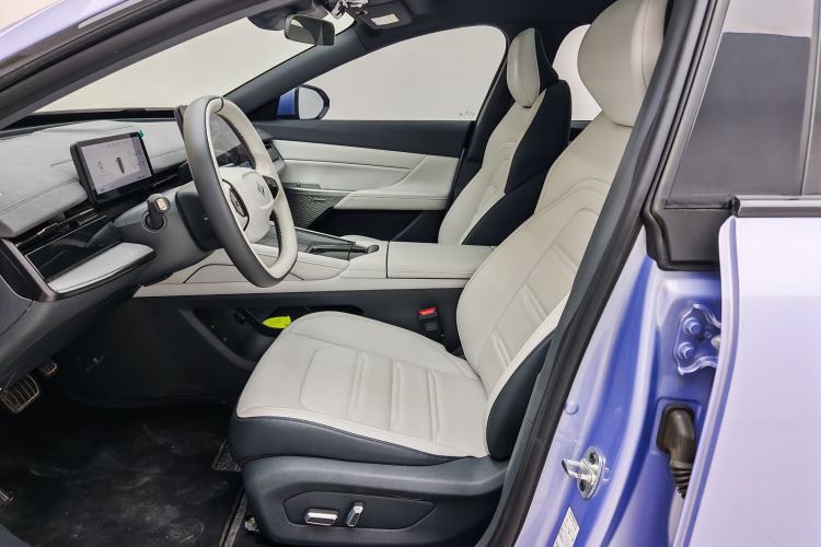 Used Dongfeng eπ eπ007 2024 620 Pro Version Interior 1
