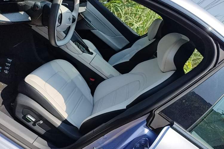Used Dongfeng eπ eπ007 2024 530 Pro Version Left Front Seat