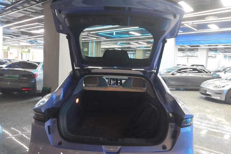 Used Dongfeng eπ eπ007 2024 530 Pro Version Trunk