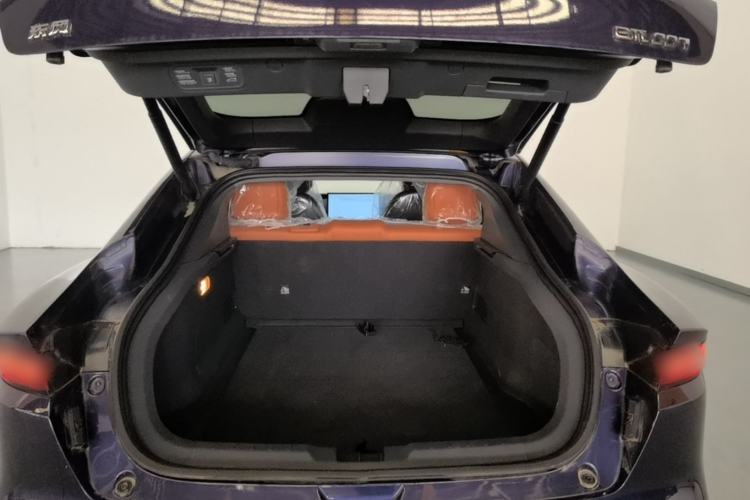 Used Dongfeng eπ eπ007 2024 200Pro Range-Extended Version Trunk