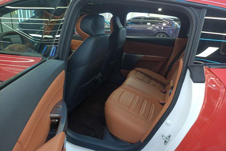 Used Dongfeng eπ eπ007 2024 200Pro Range-Extended Version Left Rear Seat