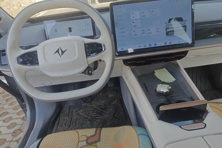 Used Dongfeng eπ eπ007 2024 Pure Electric 540 All-Wheel Drive Max Edition Center Console