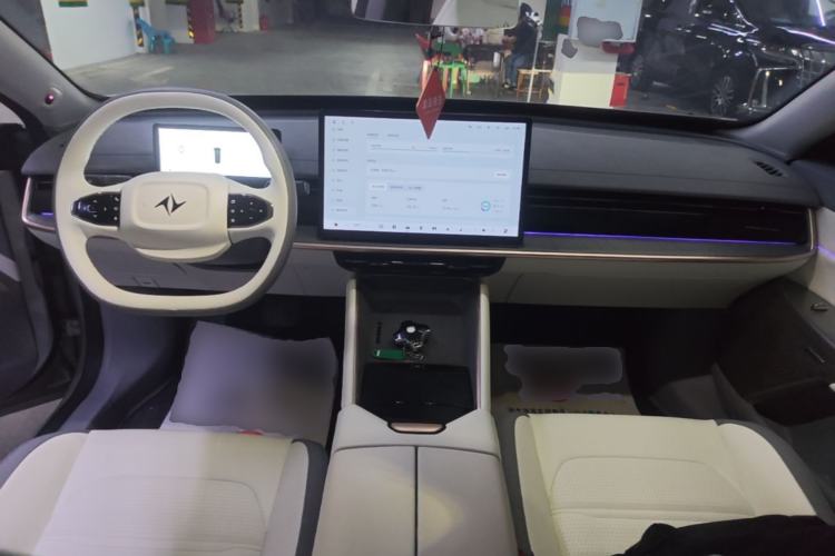 Used Dongfeng eπ eπ007 2024 Pure Electric 530 Air Edition Center Console