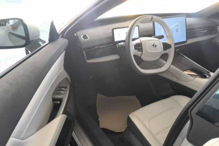 Used Dongfeng eπ eπ007 2024 530 Pro Version Driver Seat