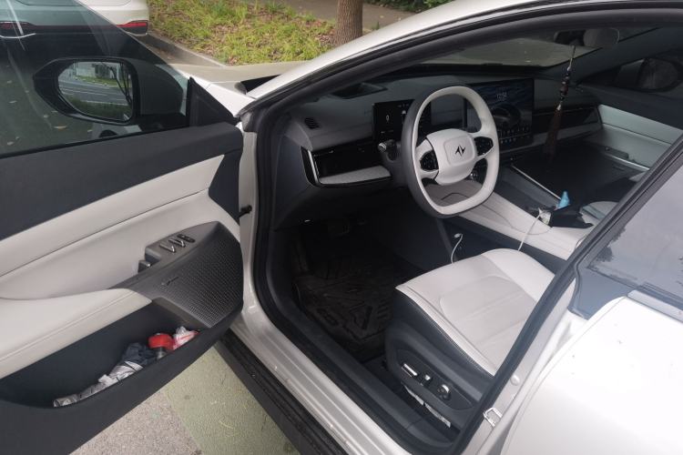 Used Dongfeng eπ eπ007 2024 530 Pro Version Driver Seat