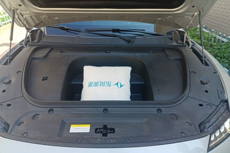 Used Dongfeng eπ eπ007 2024 620 Pro Version Engine Bay