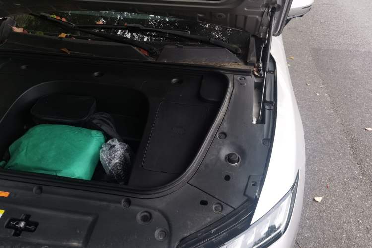 Used Dongfeng eπ eπ007 2024 530 Pro Version Engine Bay Left
