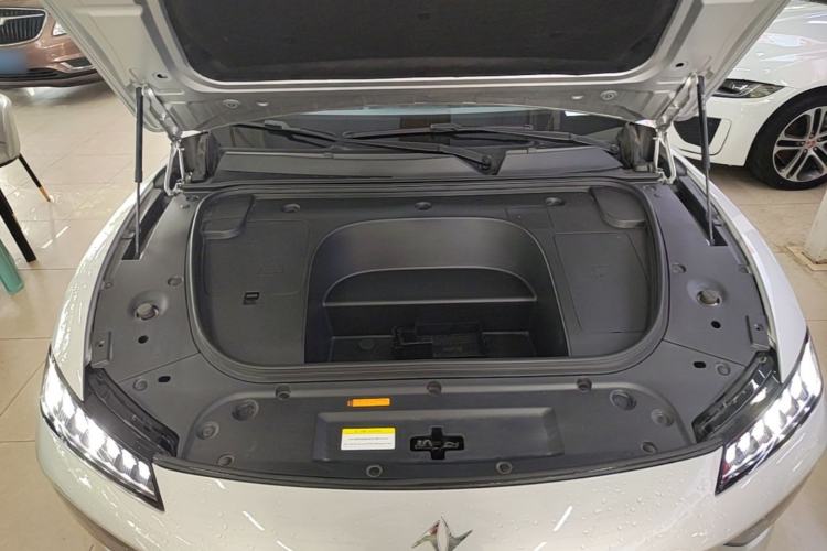 Used Dongfeng eπ eπ007 2024 530 Pro Version Engine Bay