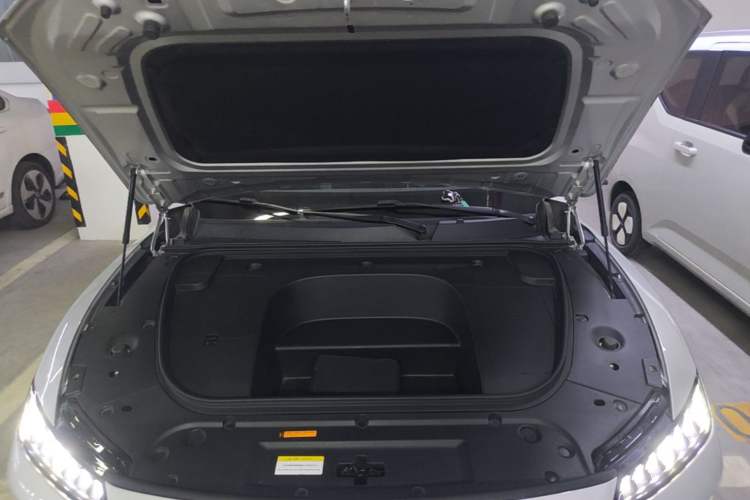 Used Dongfeng eπ eπ007 2024 Pure Electric 530 Air Edition Engine Bay