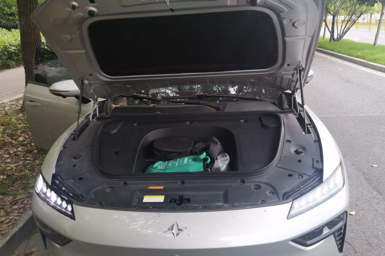 Used Dongfeng eπ eπ007 2024 530 Pro Version Engine Bay