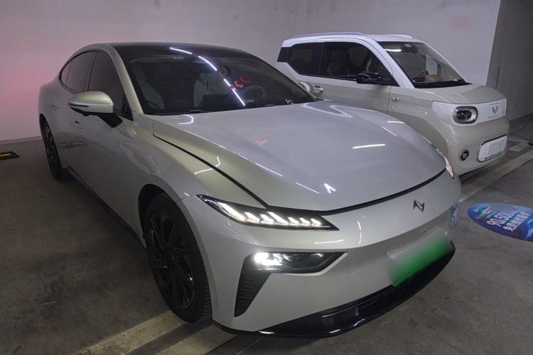 Used Dongfeng eπ eπ007 2024 Pure Electric 530 Air Edition Front Right 45 Deg